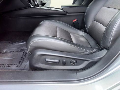 Used 2019 Honda Accord Sport image 4