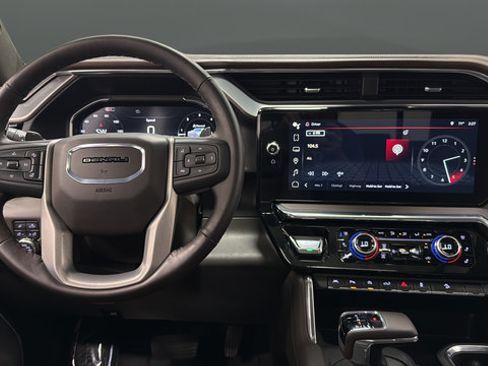 Used 2026 GMC Sierra 1500 Denali w/ Technology Package AWD/4WD image 11