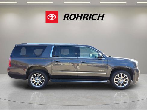Used 2016 GMC Yukon XL Denali w/ Open Road Package image 6