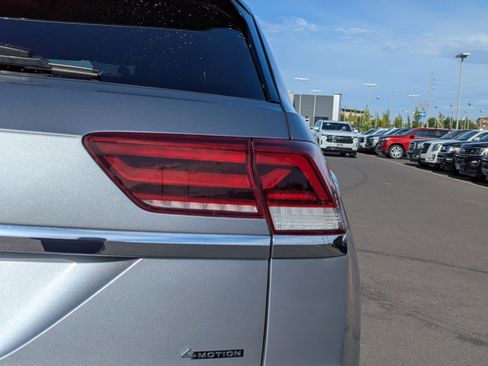Used 2023 Volkswagen Atlas Cross Sport SE AWD/4WD image 43