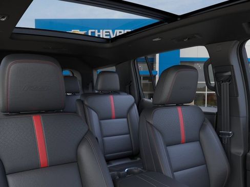 New 2027 Chevrolet Traverse RS w/ LPO, Floor Liner Package AWD/4WD image 24