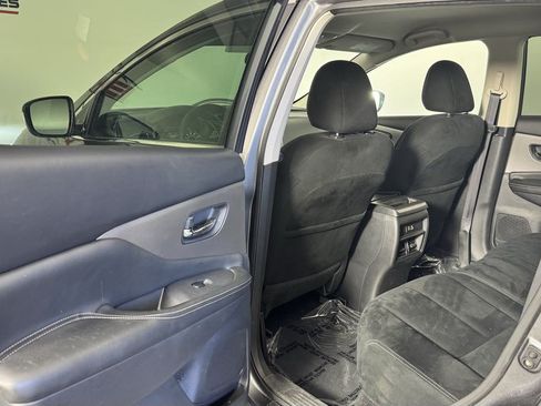 Used 2020 Nissan Murano S w/ Technology Package AWD/4WD image 26