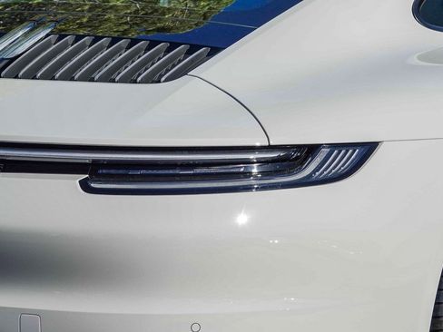 Used 2024 Porsche 911 Carrera image 7