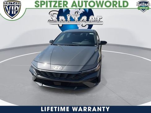 New 2026 Hyundai Elantra SEL Sport Premium FWD image 3