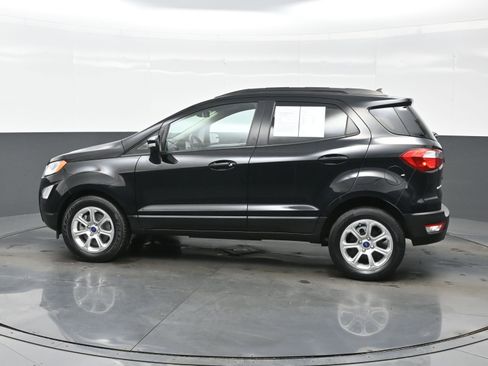 Used 2021 Ford EcoSport SE image 3