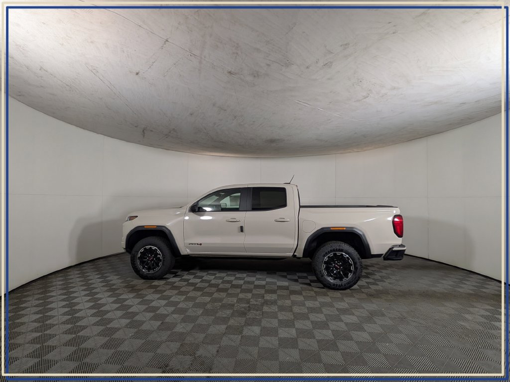 New 2026 GMC Canyon AT4 w/ Technology Plus Package AWD/4WD image 3