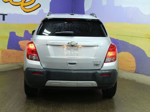 Used 2016 Chevrolet Trax LT w/ LT Convenience Package FWD image 7