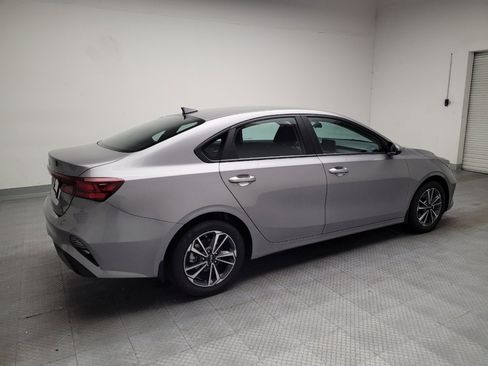 Used 2023 Kia Forte LXS FWD image 10