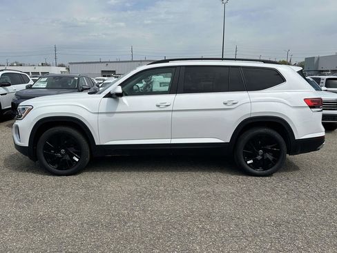 New 2026 Volkswagen Atlas SE AWD/4WD image 2