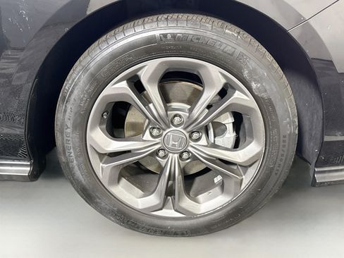 Used 2023 Honda Accord EX image 32