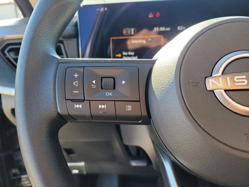 New 2026 Nissan Kicks S image 24