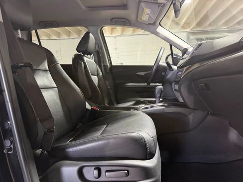 Used 2017 Honda Pilot EX-L image 10