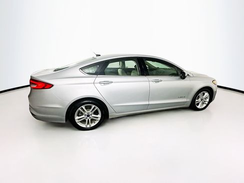 Used 2018 Ford Fusion S image 10