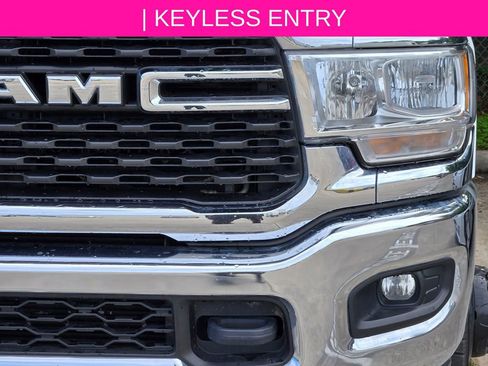 Used 2024 RAM 3500 Big Horn AWD/4WD image 5