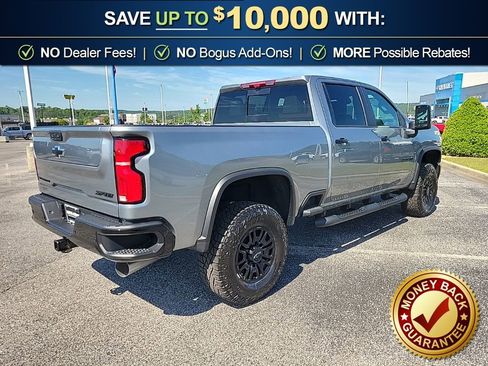 New 2026 Chevrolet Silverado 2500 ZR2 w/ LPO, Dark Essentials Package AWD/4WD image 10