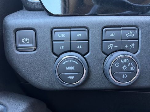 New 2026 Chevrolet Silverado 2500 LTZ w/ LTZ Convenience Package AWD/4WD image 21