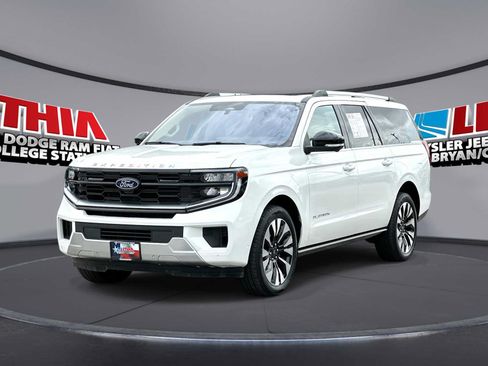 Used 2025 Ford Expedition Max Platinum w/ Driver's Package AWD/4WD image 1