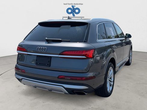 Used 2025 Audi Q7 3.0T Premium Plus AWD/4WD image 6