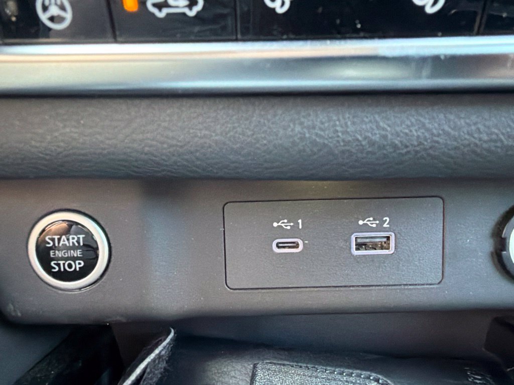 Used 2021 Nissan Rogue S FWD image 32
