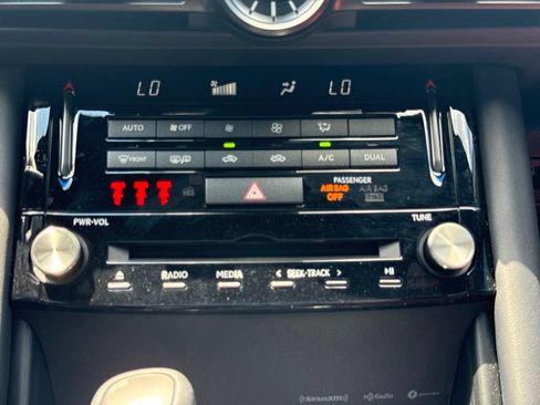 Used 2025 Lexus IS 350 F Sport RWD image 10