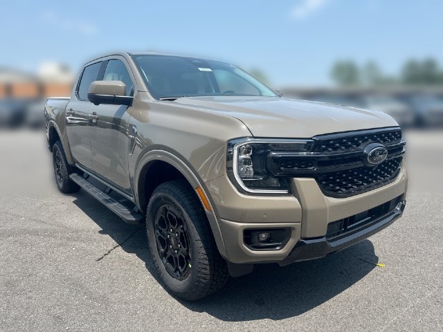 New 2026 Ford Ranger Lariat w/ FX4 Off-Road Package AWD/4WD image 2
