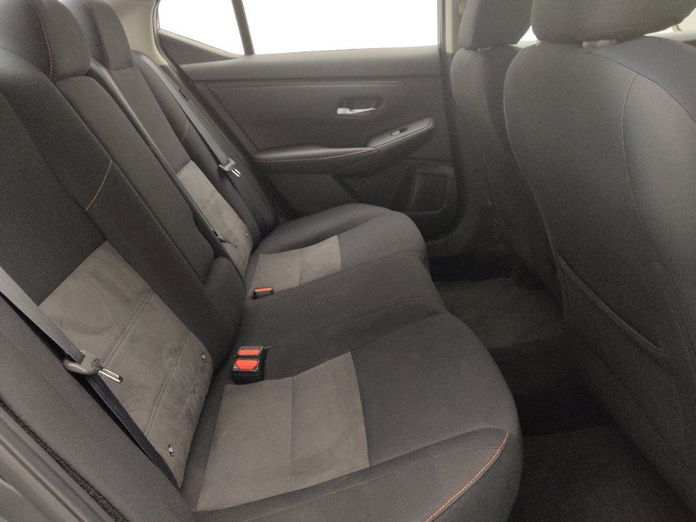 Used 2023 Nissan Sentra SR FWD image 19