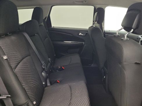 Used 2020 Dodge Journey SE w/ Blacktop Package image 19