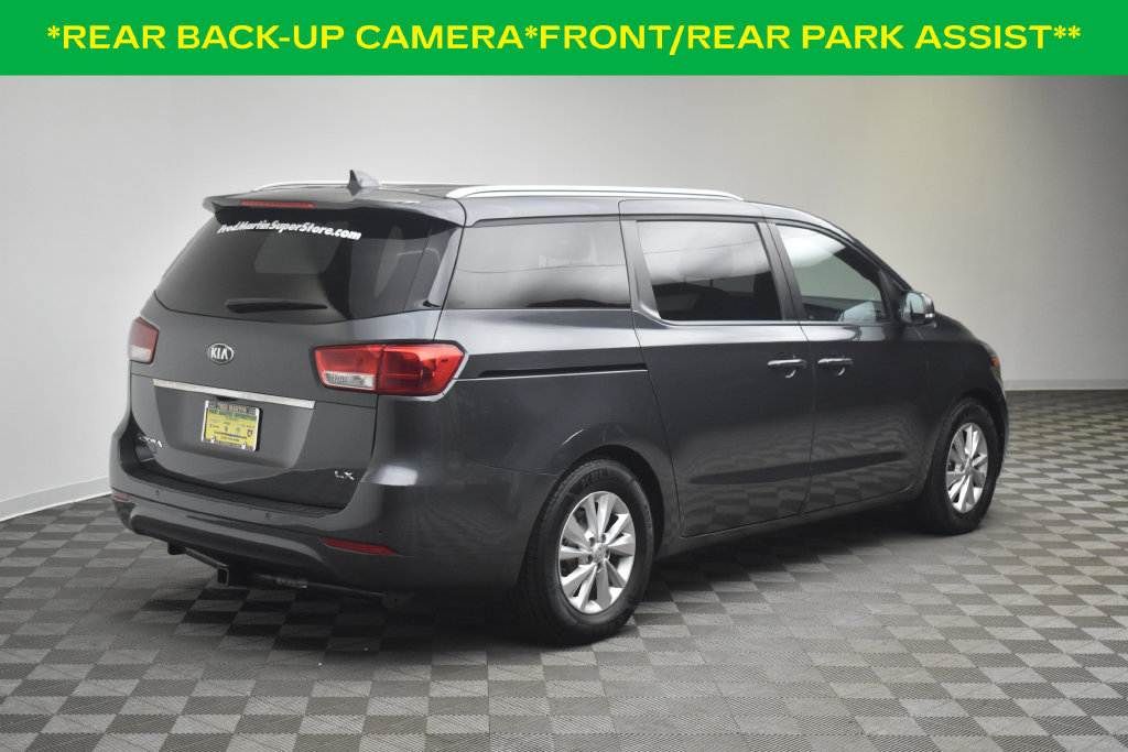 Used 2017 Kia Sedona LX w/ LX Essentials Premium Package FWD image 6