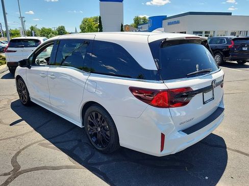 Used 2025 Honda Odyssey Sport-L image 4