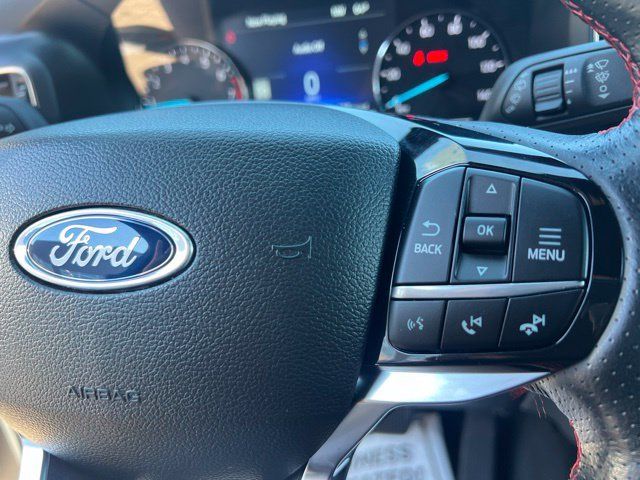 Used 2023 Ford Explorer ST-Line AWD/4WD image 29