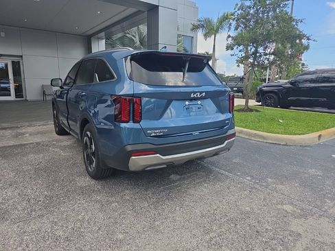 Used 2025 Kia Sorento SX Prestige AWD/4WD image 5