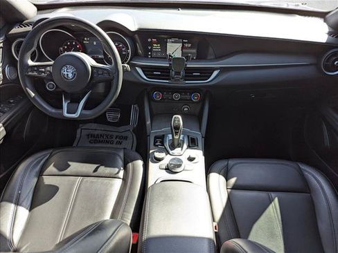 Used 2023 Alfa Romeo Stelvio Ti AWD/4WD image 15