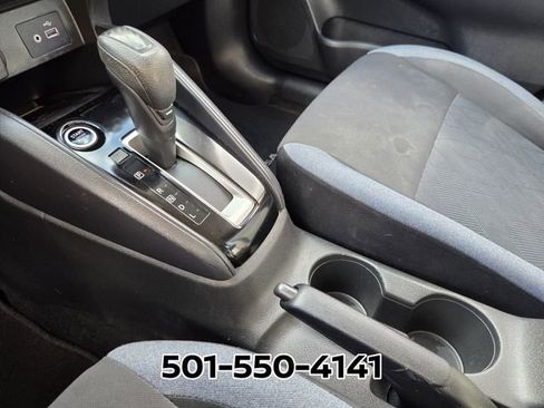 Used 2023 Nissan Versa SV FWD image 25