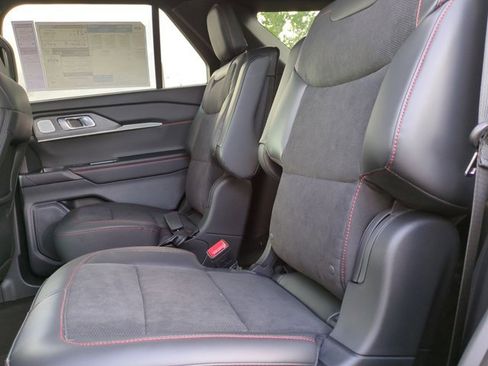 New 2026 Ford Explorer ST RWD image 14