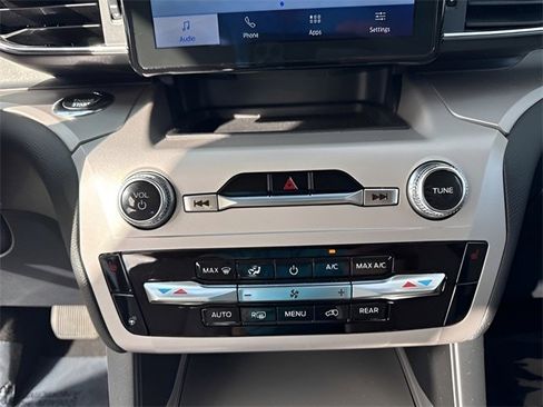 Used 2023 Ford Explorer XLT w/ Equipment Group 202A image 13