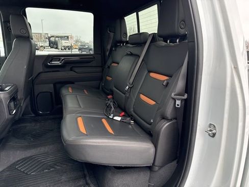 Certified 2024 GMC Sierra 2500 AT4 w/ AT4 Preferred Package image 32