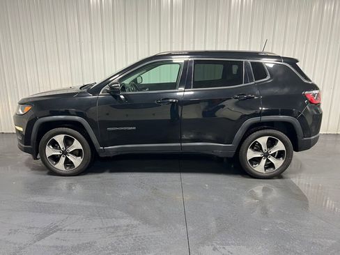 Used 2017 Jeep Compass Latitude w/ Safety & Security Group image 17