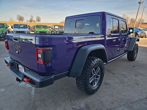 New 2026 Jeep Gladiator Mojave image 12