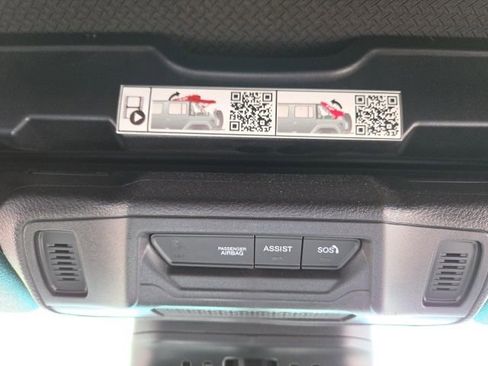 Used 2024 Jeep Wrangler Unlimited w/ Convenience Group image 22