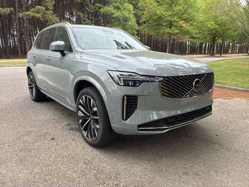 New 2026 Volvo XC90 B6 Ultra w/ Protection Package Premier AWD/4WD image 4