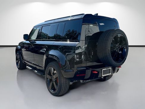 New 2026 Land Rover Defender 110 X AWD/4WD image 3