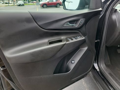Used 2024 Chevrolet Equinox LT AWD/4WD image 23