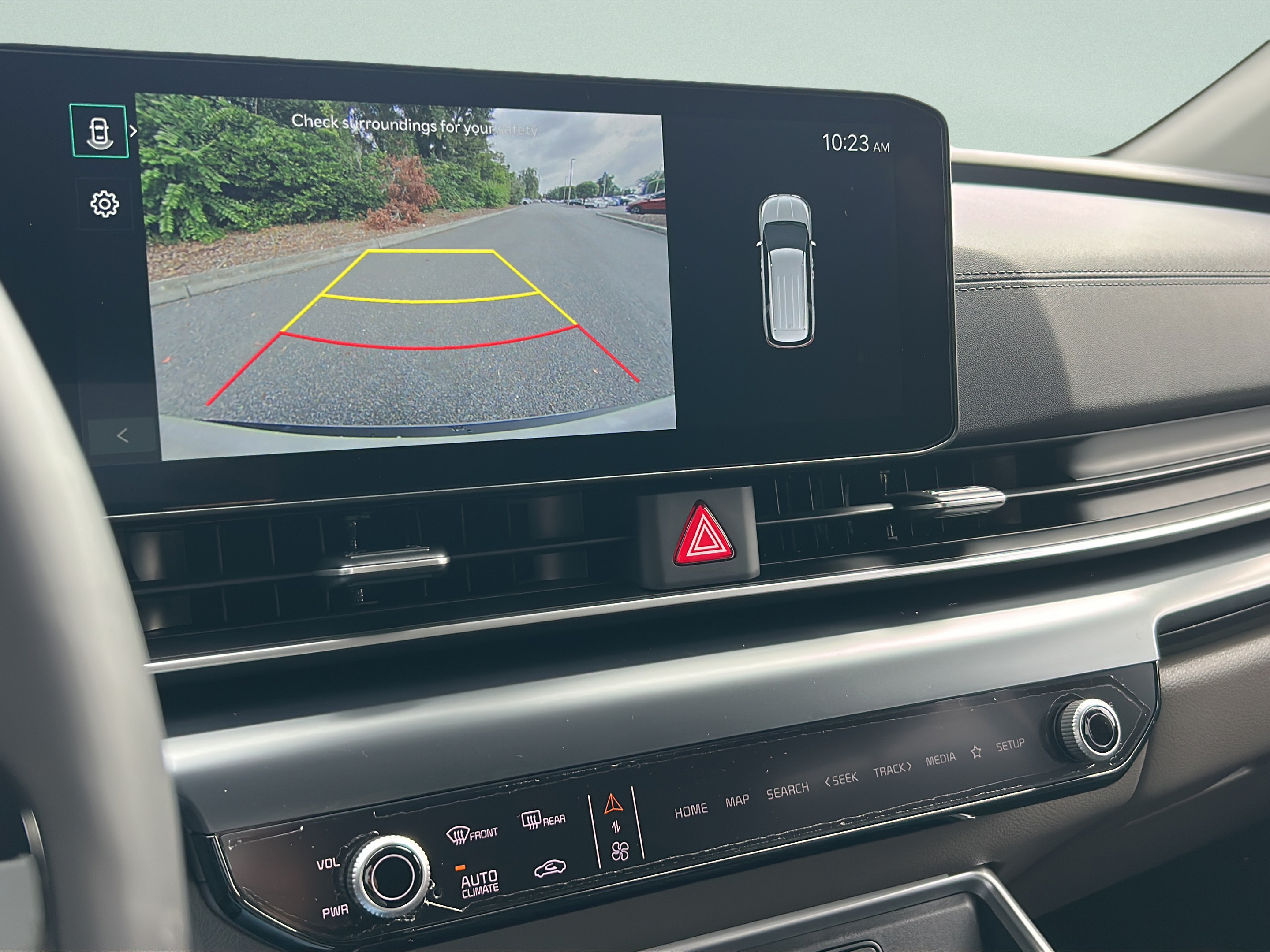 New 2027 Kia Carnival FWD image 21