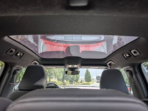 Used 2023 Volvo C40 P8 Recharge Ultimate w/ Protection Package Premier image 15