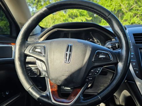Used 2016 Lincoln MKZ w/ Equipment Group 300A Reserve FWD image 22