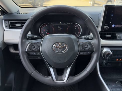 Used 2025 Toyota RAV4 XLE Premium FWD image 14