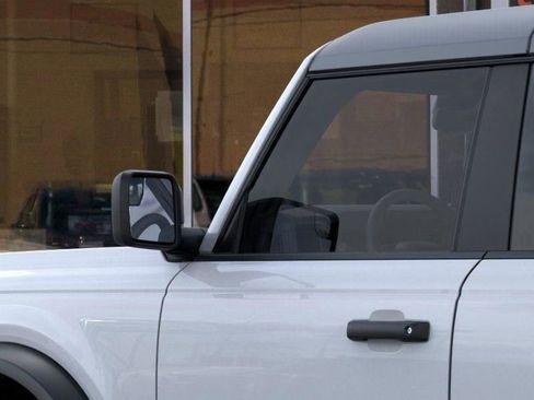 New 2025 Ford Bronco 4-Door image 23