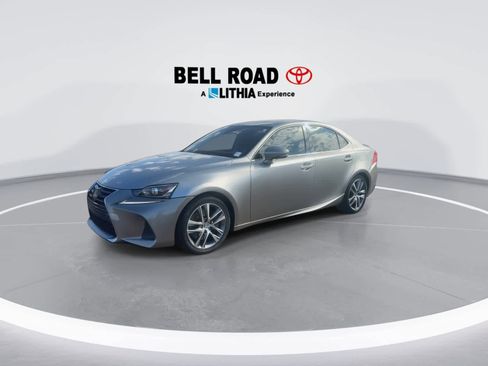 Used 2019 Lexus IS 300 image 4