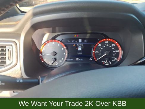 Used 2021 Nissan Titan PRO-4X w/ Pro-4x Convenience Package image 11