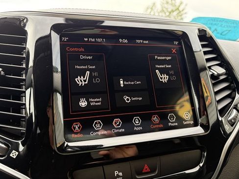 Used 2019 Jeep Cherokee Limited AWD/4WD image 31